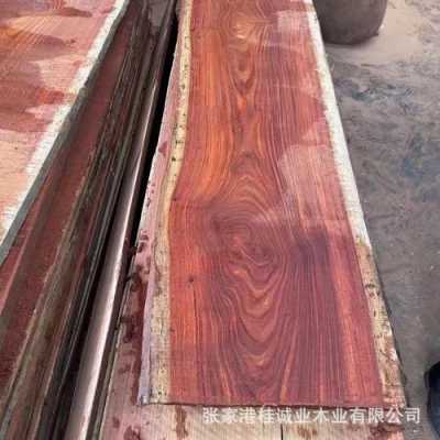 缅甸花梨木板材图片（缅甸花梨木原木多少一吨）