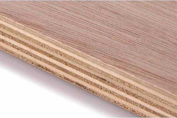 E1级多层实木板多少钱一平方（多层实木板e1级有没有甲醛）