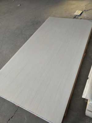 白鸡翅木板材价格图片（白鸡翅木板材价格图片及价格表）