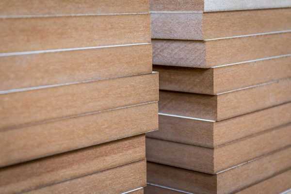 胶合木板木头的密度（胶合板密度怎么算重量）